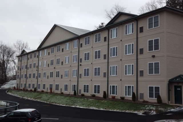 Metro Towers in Morgantown, WV - Building Photo