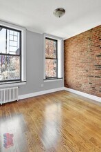 221 Mott St in New York, NY - Building Photo - Building Photo