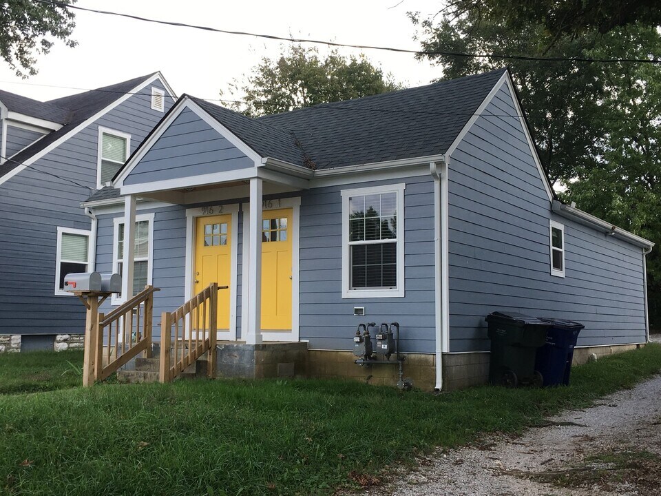 916 N Limestone-Unit -2 in Lexington, KY - Building Photo