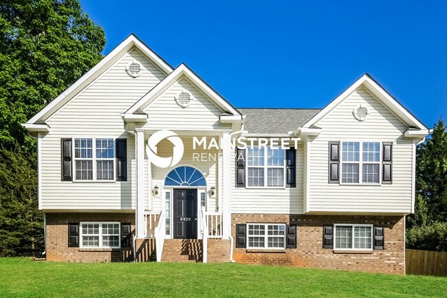 property at 6920 Rangecrest Rd