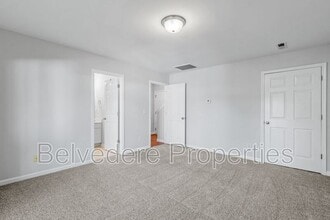 14 Dunlevy Way in Greensboro, NC - Building Photo - Building Photo