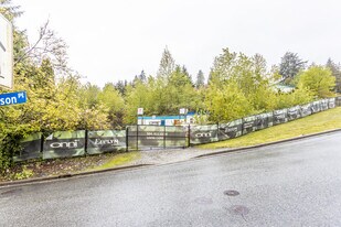 Townhomes At Evelyn Walk in West Vancouver, BC - Building Photo