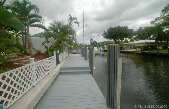 1017 SW 12th Ct in Fort Lauderdale, FL - Building Photo - Building Photo