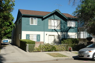 4513 Vista del Monte Ave in Sherman Oaks, CA - Building Photo - Building Photo