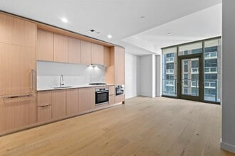 44 East Ave in Austin, TX - Building Photo - Building Photo