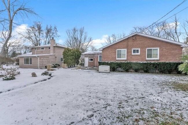 116 Segsbury Rd in Buffalo, NY - Building Photo - Building Photo