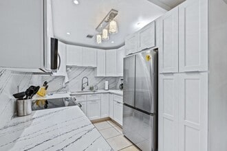 3800 Saxon Dr in New Smyrna Beach, FL - Building Photo - Building Photo