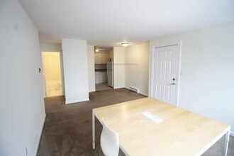 11 Embassy Rd-Unit -GNC4 in Boston, MA - Building Photo - Building Photo