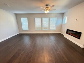 305 Blackthorne Dr in Plano, TX - Building Photo - Building Photo