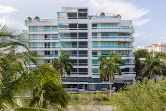 The Club in Bay Harbor Islands, FL - Building Photo - Building Photo