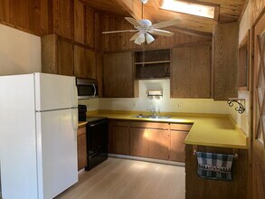 6194 Speckled Rd in Pollock Pines, CA - Building Photo - Building Photo