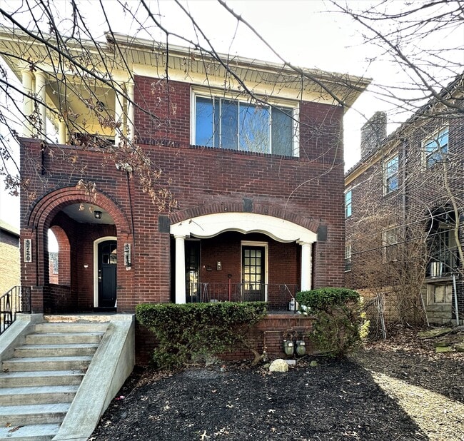5718 Beacon St, Unit 5718