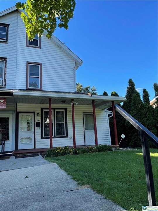 2243 Walnut St in Allentown, PA - Building Photo