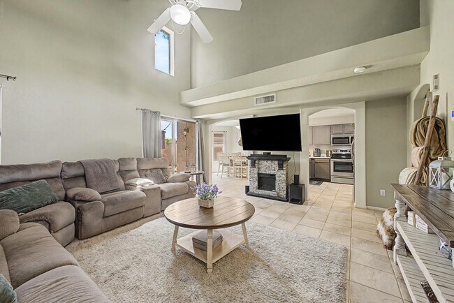 761 E Rosemonte Dr in Phoenix, AZ - Building Photo - Building Photo