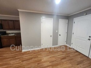 2854 W Sylvania Ave in Toledo, OH - Building Photo - Building Photo