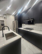 141-18 Booth Memorial Ave in Queens, NY - Building Photo - Building Photo