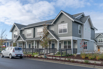 Parkside Townhomes in Bellingham, WA - Building Photo - Building Photo