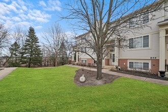 861 Pheasant Trail in St. Charles, IL - Building Photo - Building Photo