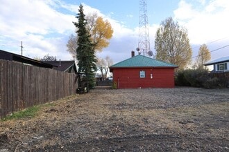 311 Smith Ave in Big Piney, WY - Building Photo - Building Photo