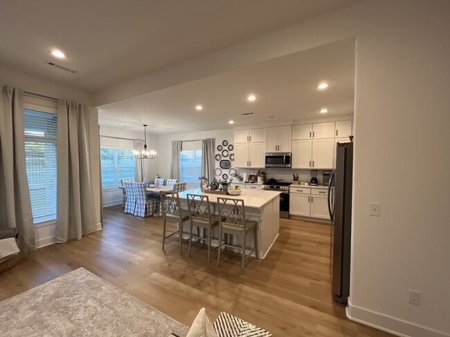 463 Wagon Wheel Ave in Fayetteville, AR - Building Photo - Building Photo