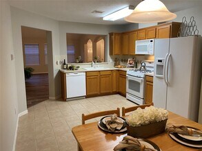4622 Bridgestone Path Dr in Spring, TX - Building Photo - Building Photo