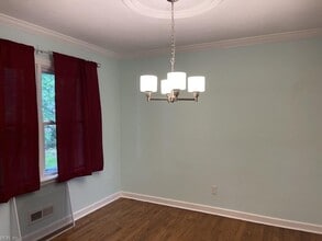 2754 Greendale Ave in Norfolk, VA - Building Photo - Building Photo