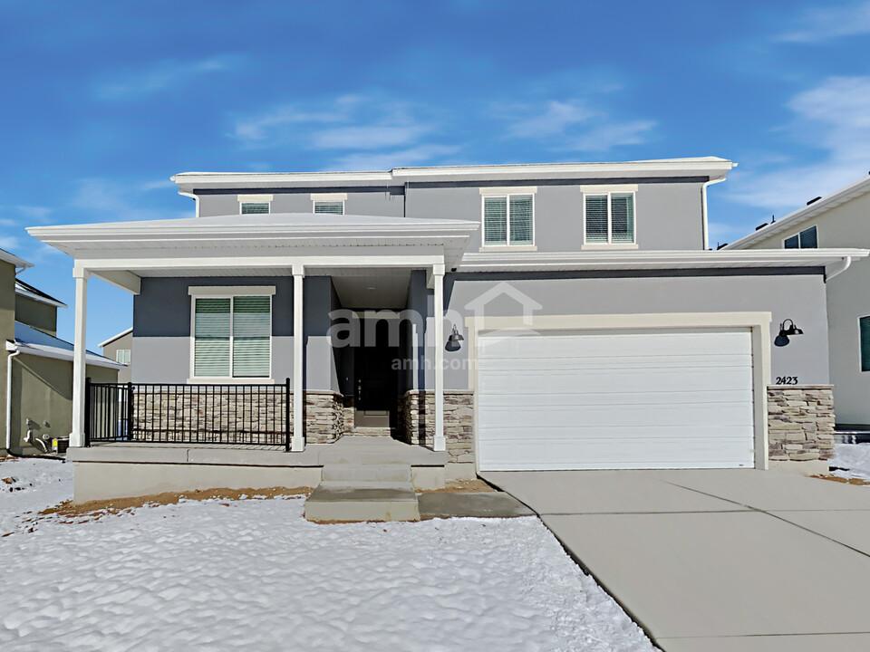 2423 E Buckskin Way in Eagle Mountain, UT - Building Photo