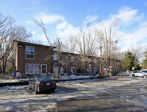 415 Willowdale in Toronto, ON - Building Photo - Building Photo