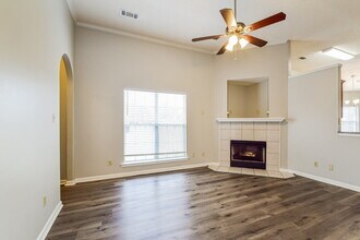 6887 Seaside Dr, Unit 1355 in Cordova, TN - Building Photo - Building Photo