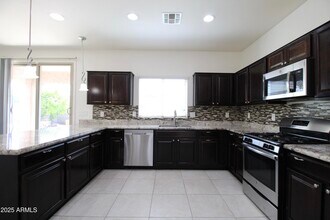 1819 W Bonanza Dr in Phoenix, AZ - Building Photo - Building Photo