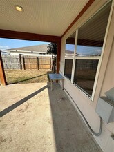 136 Indian Paintbrush Dr in Kyle, TX - Building Photo - Building Photo