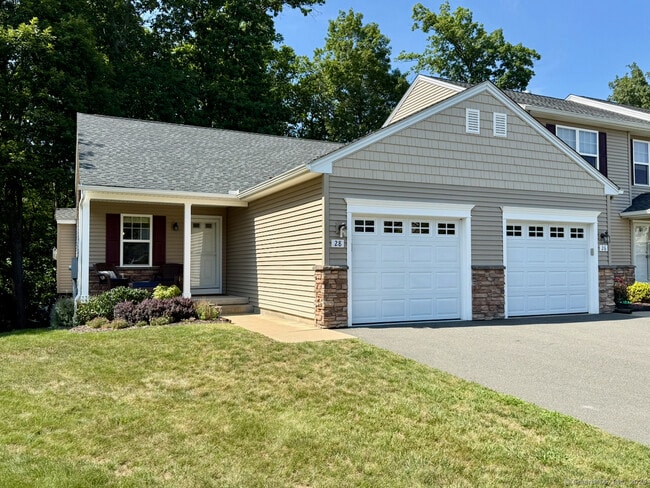 property at 28 Woodridge Dr