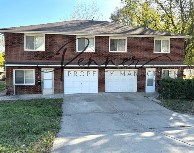 property at 213 S Willow Ave