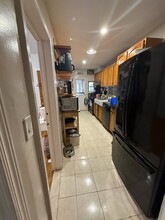 95-24 77th St in Queens, NY - Foto de edificio - Building Photo