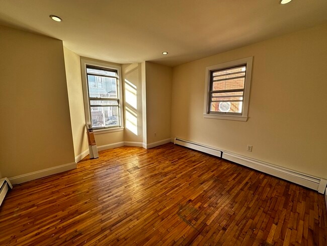 310 Princeton St, Unit #1