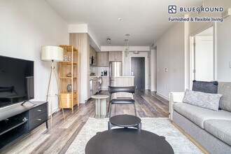 400 Army Navy Dr-Unit -FL11-ID282 in Arlington, VA - Building Photo - Building Photo