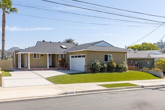 5586 Hamill Ave in San Diego, CA - Foto de edificio - Building Photo