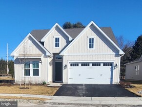 1 Mount Dr in Plainsboro, NJ - Building Photo - Building Photo