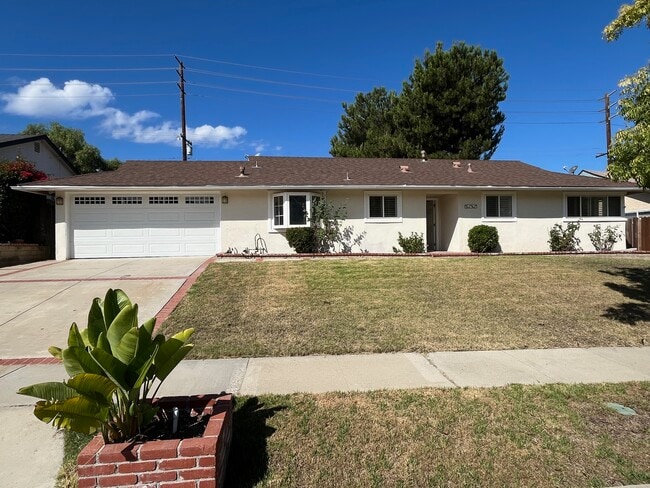 property at 3187 Calle Quebracho