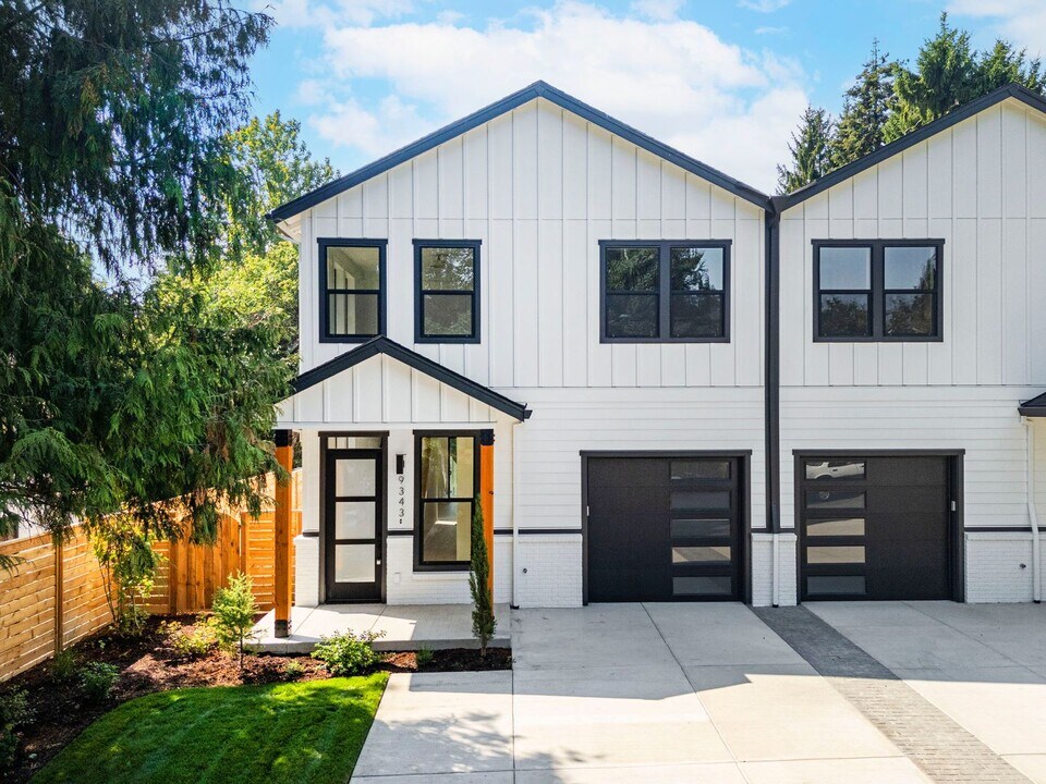 9343 SW 8th Ave in Portland, OR - Building Photo