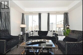 35 Balmuto St in Toronto, ON - Building Photo - Building Photo