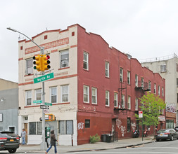 706 Myrtle Ave in Brooklyn, NY - Building Photo - Building Photo