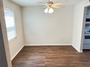 139 Hunter Lake Dr in Oldsmar, FL - Foto de edificio - Building Photo