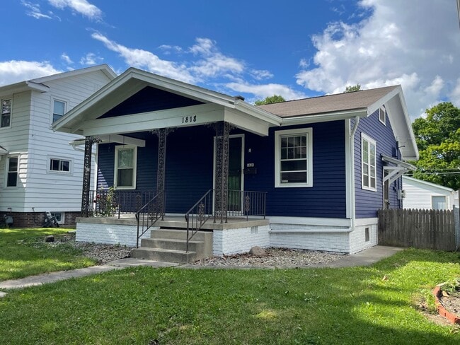 property at 1818 3rd St