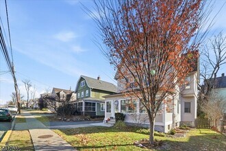 30 Central Ave in Caldwell, NJ - Building Photo - Building Photo