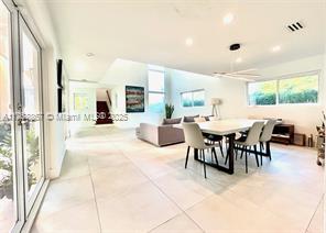 4445 Red Rd in Coral Gables, FL - Building Photo - Building Photo