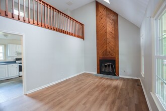 6831 Mason Run Dr in Richmond, VA - Building Photo - Building Photo