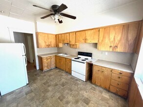 206 E 400 N in Logan, UT - Building Photo - Building Photo