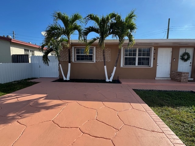 301 SW 76th Ct, Unit 301