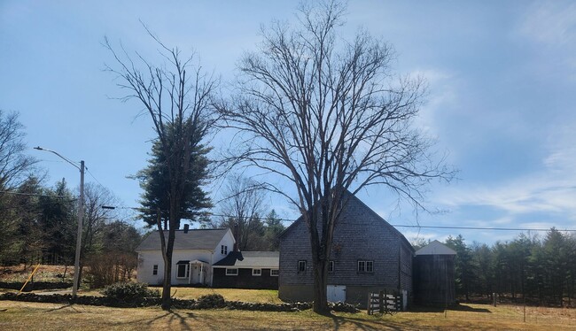property at 19 Merrimack Dr